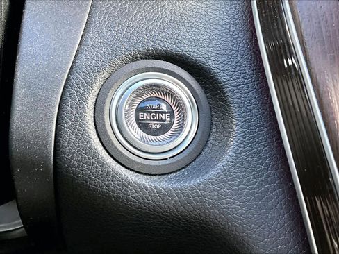 Used 2020 Mercedes-Benz C 43 AMG 4MATIC Cabriolet image 33