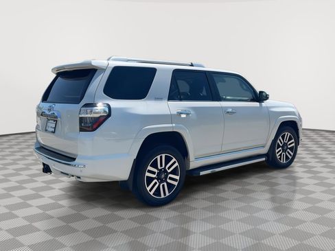 Used 2023 Toyota 4Runner Limited AWD/4WD image 5