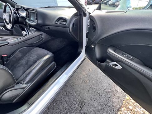 Used 2016 Dodge Challenger R/T Plus image 19