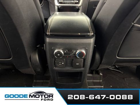 Used 2020 Ford Explorer XLT w/ Equipment Group 202A AWD/4WD image 20