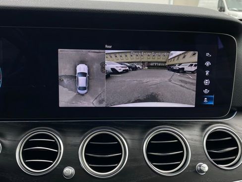 Used 2023 Mercedes-Benz E 350 4MATIC Sedan image 41