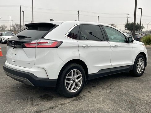 Used 2024 Ford Edge SEL image 5