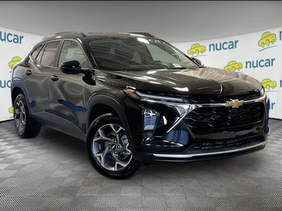 Used 2025 Chevrolet Trax LT w/ LT Convenience Package