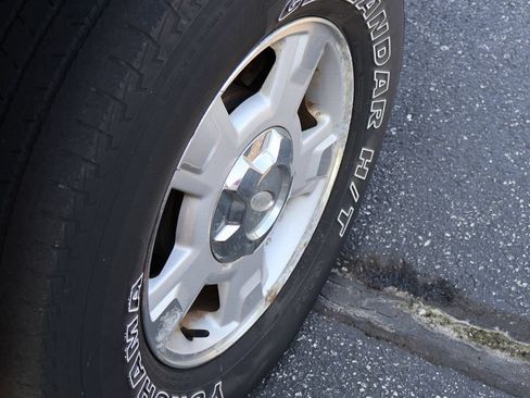 Used 2010 Ford F150 XLT AWD/4WD image 25