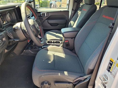 New 2024 Jeep Gladiator Rubicon image 8