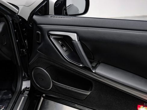 Used 2013 Nissan GT-R Premium image 77