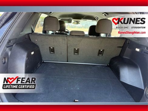 Used 2026 Chevrolet Equinox LT FWD image 15
