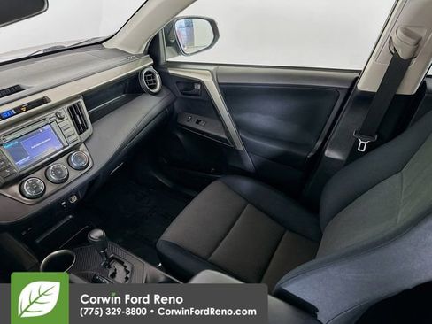 Used 2014 Toyota RAV4 LE image 21