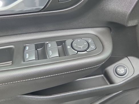 Used 2022 GMC Terrain SLT AWD/4WD image 10