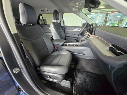 New 2026 Ford Explorer Active w/ Active Comfort Package image 28