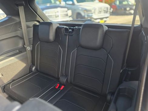 Used 2020 Volkswagen Tiguan SEL Premium R-Line AWD/4WD image 19