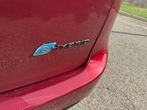 Used 2020 Chrysler Pacifica Limited w/ Advanced Safetytec Group FWD image 48