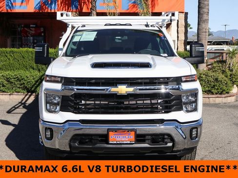 Used 2025 Chevrolet Silverado 3500 LT w/ Convenience Package image 3