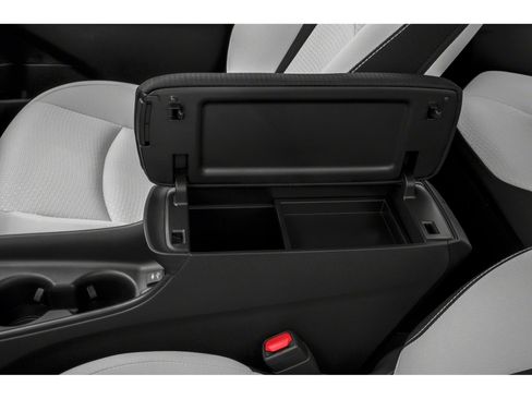 Used 2019 Toyota Prius LE AWD/4WD image 12