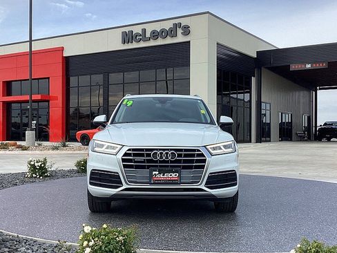 Used 2019 Audi Q5 2.0T Premium Plus w/ Premium Plus Package image 2
