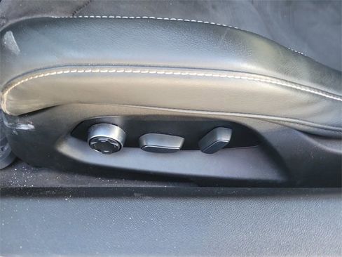 Used 2023 Chevrolet Corvette Stingray Premium Conv w/ Z51 Performance Package image 14