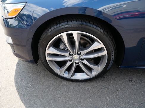 Used 2022 Chevrolet Malibu Premier FWD image 36