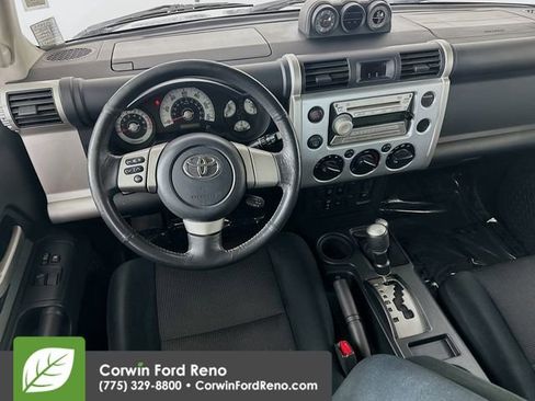 Used 2008 Toyota FJ Cruiser 4WD image 20