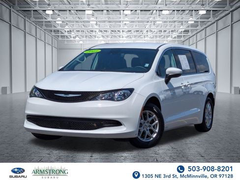 Used 2023 Chrysler Voyager LX FWD image 1