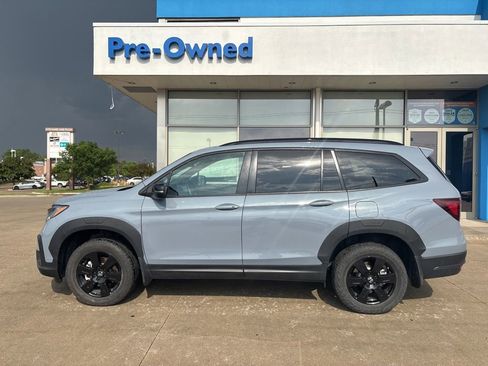 Used 2022 Honda Pilot TrailSport image 8