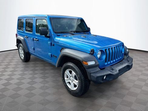 Used 2023 Jeep Wrangler Unlimited Sport w/ Sun And Sound Package AWD/4WD image 4