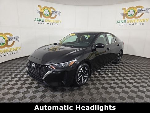 Used 2024 Nissan Sentra SV FWD image 3