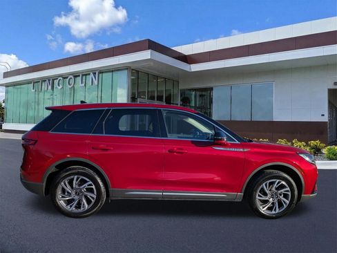 Certified 2023 Lincoln Corsair FWD w/ Equipment Group 101A image 4