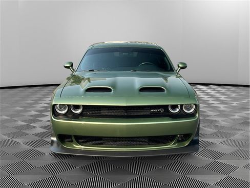 Used 2019 Dodge Challenger SRT Hellcat Redeye RWD image 8