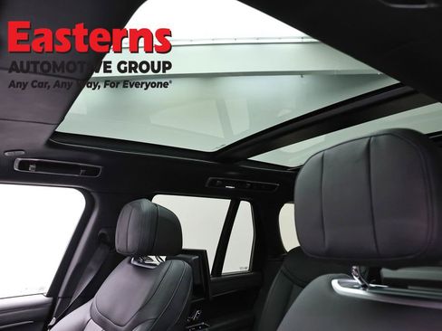 Used 2023 Land Rover Range Rover Autobiography AWD/4WD image 42