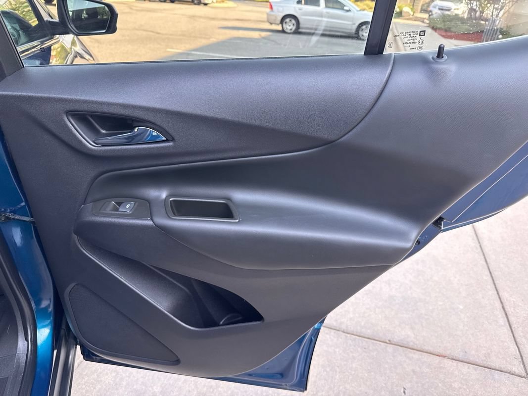 Used 2020 Chevrolet Equinox LT AWD/4WD image 19