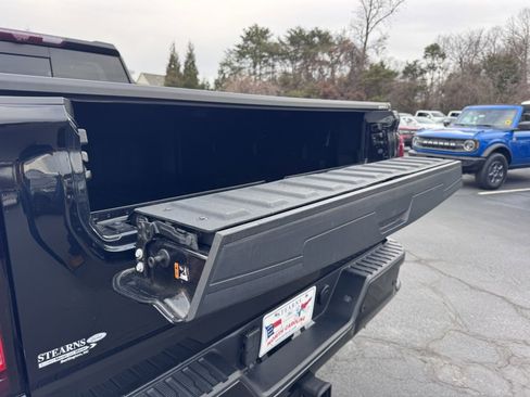 Used 2021 GMC Sierra 2500 AT4 w/ AT4 Premium Plus Package image 44