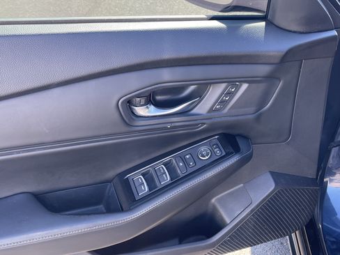 Used 2023 Honda Accord Touring image 18