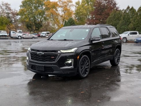 Used 2023 Chevrolet Traverse RS image 14