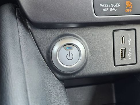 Used 2024 Nissan Leaf S FWD image 39