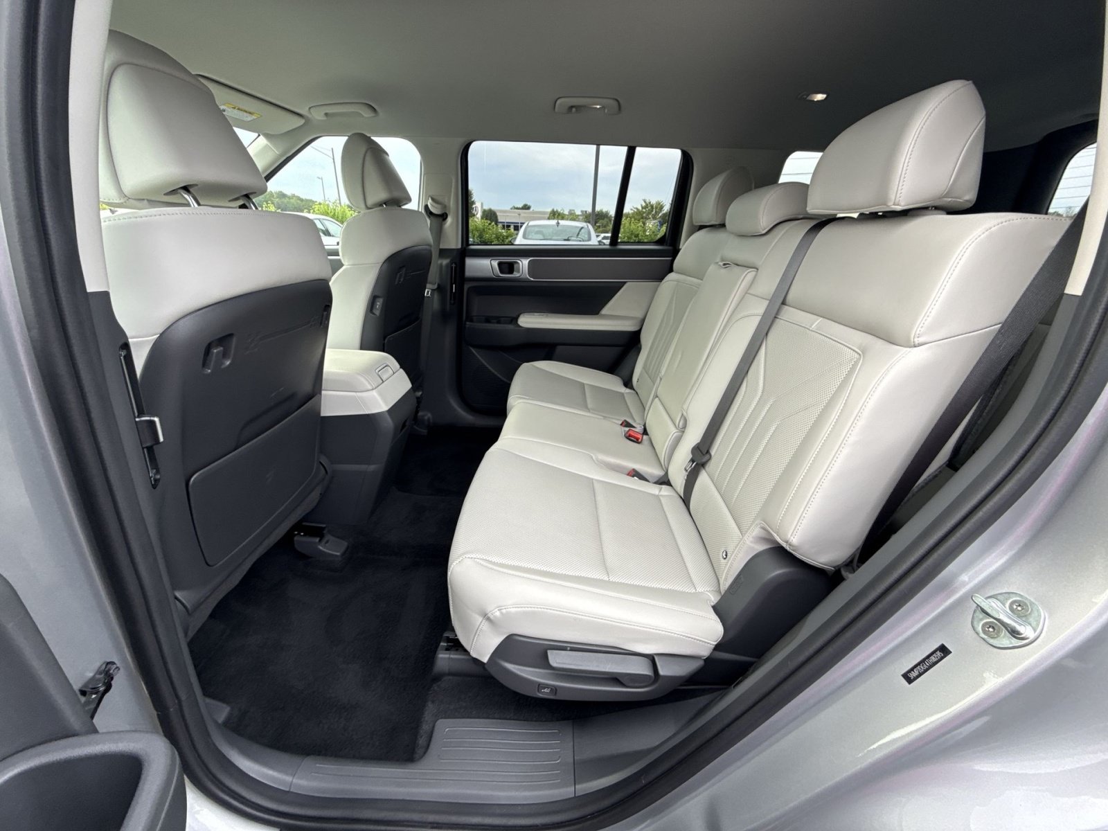 Used 2026 Hyundai Santa Fe SEL AWD/4WD image 25