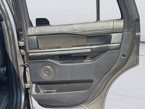 Used 2020 Ford Expedition XLT AWD/4WD image 11