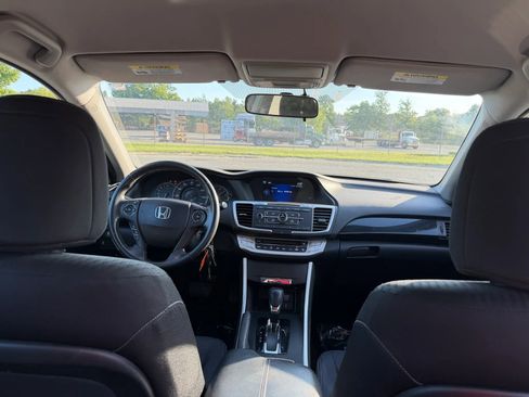 Used 2014 Honda Accord Sport image 13