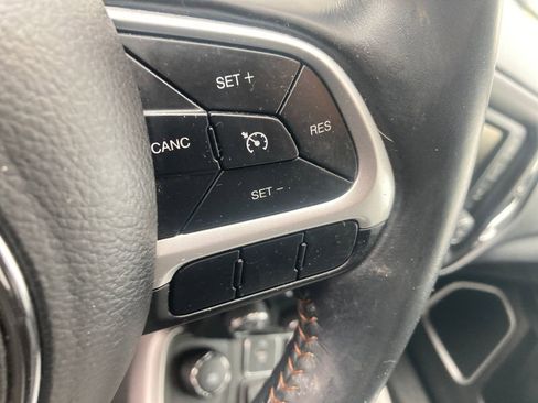 Used 2018 Jeep Compass Latitude image 43