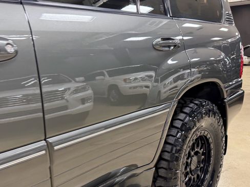 Used 1999 Lexus LX 470 4WD image 16