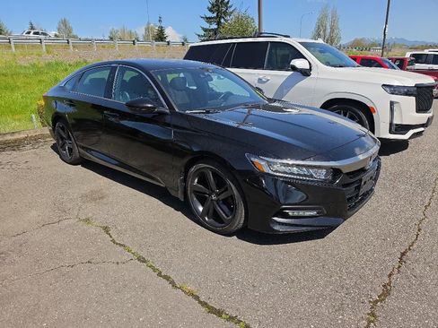 Used 2020 Honda Accord Sport image 5