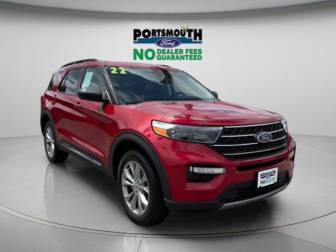 Certified 2022 Ford Explorer XLT w/ Equipment Group 202A AWD/4WD image 24