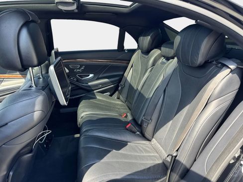 Used 2014 Mercedes-Benz S 550 Sedan image 11