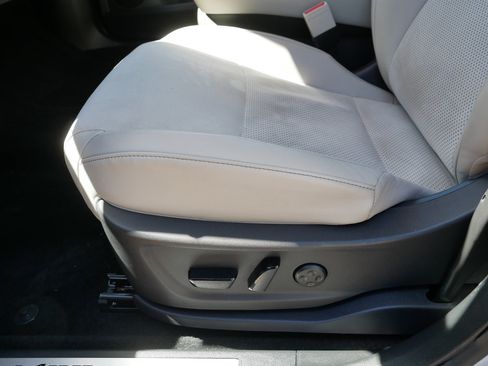 Certified 2024 Nissan Ariya AWD image 20