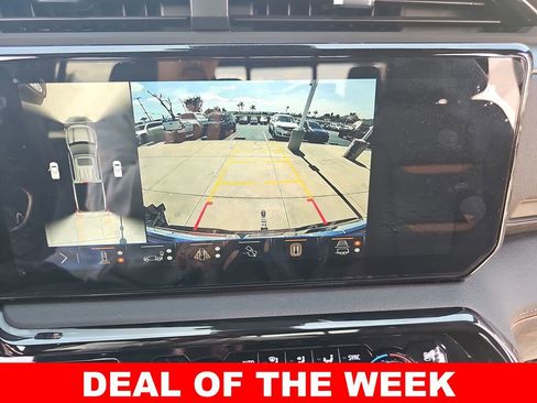 Used 2025 GMC Sierra 1500 AT4 w/ AT4 Premium Package AWD/4WD image 25
