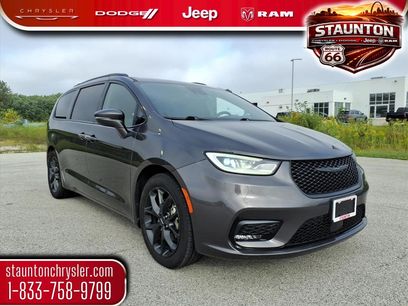 Used 2021 Chrysler Pacifica Touring-L w/ S Appearance Package
