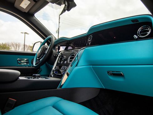 New 2026 Rolls-Royce Cullinan image 56