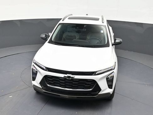 Used 2025 Chevrolet Trax ACTIV FWD image 18
