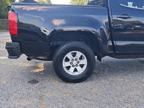 Used 2018 Chevrolet Colorado W/T w/ WT Convenience Package AWD/4WD image 24
