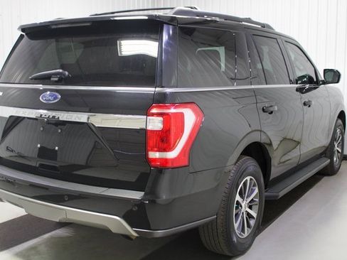 Used 2020 Ford Expedition XLT w/ Equipment Group 201A image 6