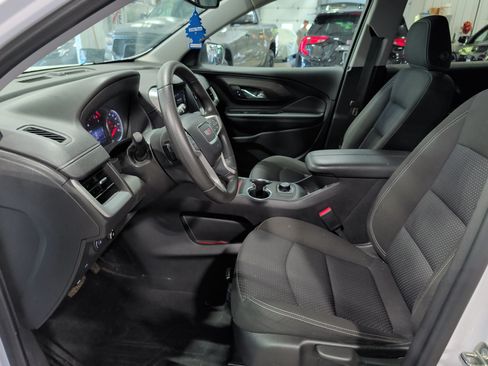 Used 2023 GMC Terrain SLE w/ Elevation Edition AWD/4WD image 7